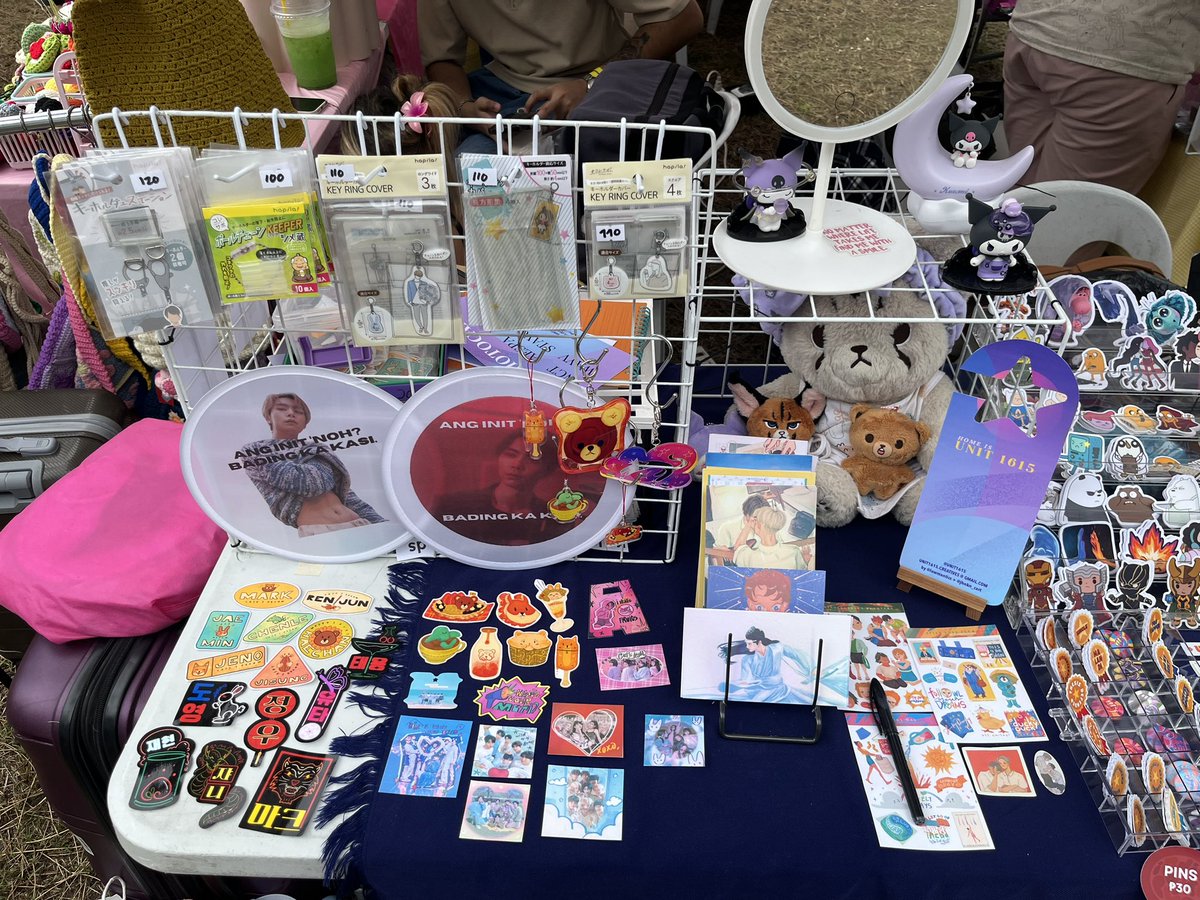 jhnkn_cart's tweet photo. @lowmantics and I opened a shop! 

Boothing here at Sticky Expo in CCP Grounds until 2 am 🤗

drop by kayo and follow our shop @unit1615 , i’ll give out freebies if u show me proof hehe💜 https://t.co/n5xclJso0z