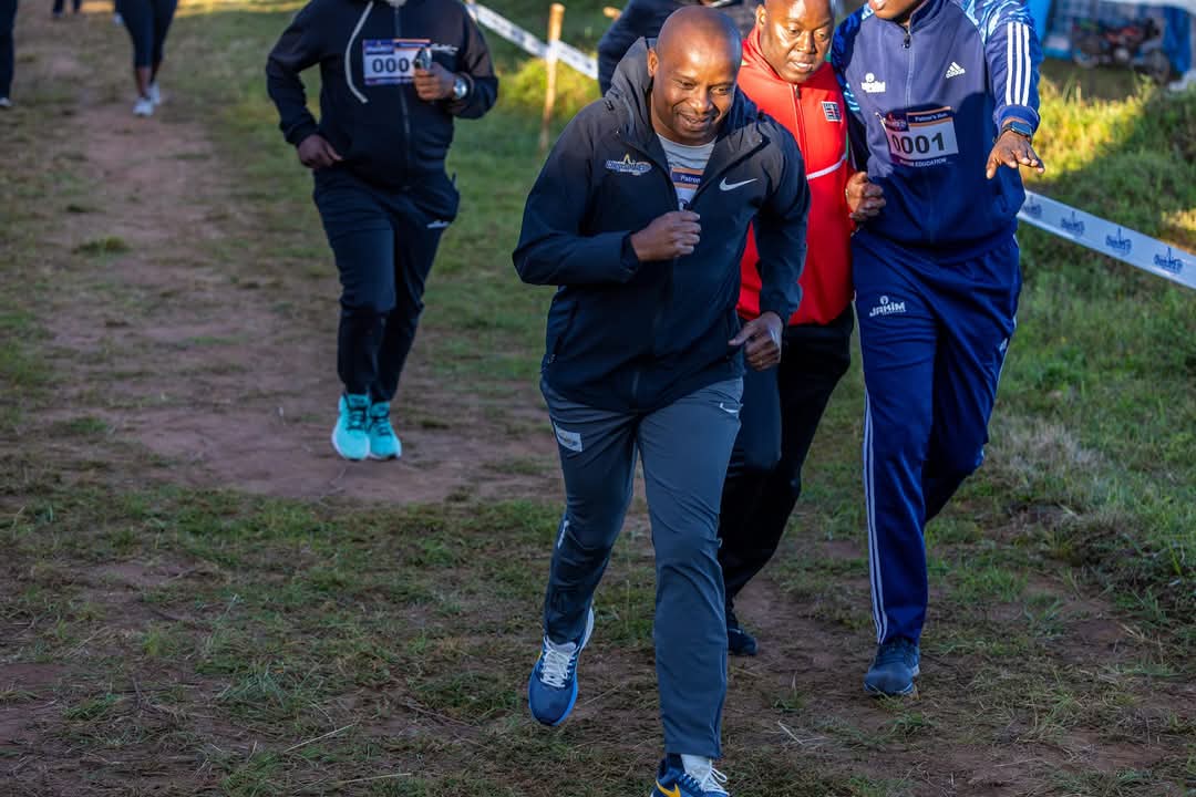 Mucombamacharia's tweet photo. H.E The DP @KindikiKithure participates at The Great Chepsaita Cross Country Run, Chepsaita Secondary School, Eldoret, Uasin Gishu County.
#ChepsaitaRun #RaceDay #RunForTheFuture #RunForEducation
#ChepsaitaRun2024 https://t.co/x1ThrcUvg7