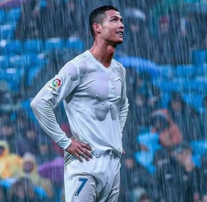 A necessidade masculina de meter essa pose quando tudo dá errado ao invés de começar a chorar: