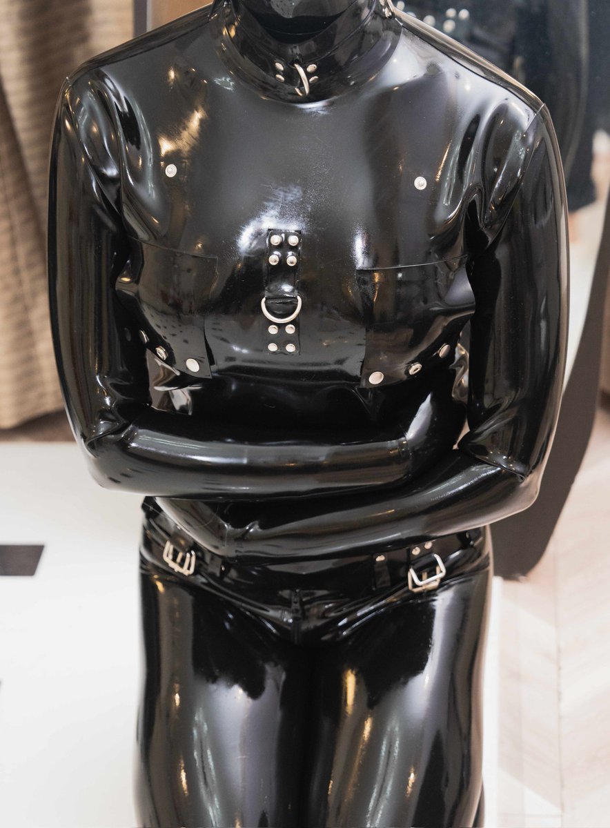 羽羽娃娃哇哇哇哇啊啊哈 tweet media