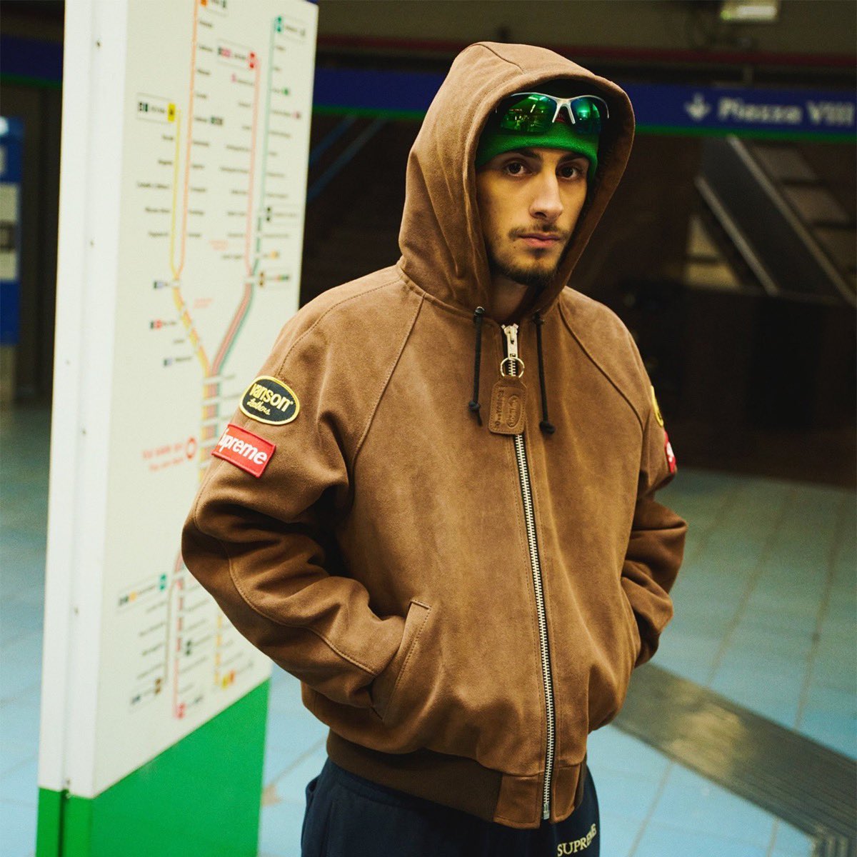 Supreme 24FW Week17に Vanson Leathers® Hooded Work Jacket が登場