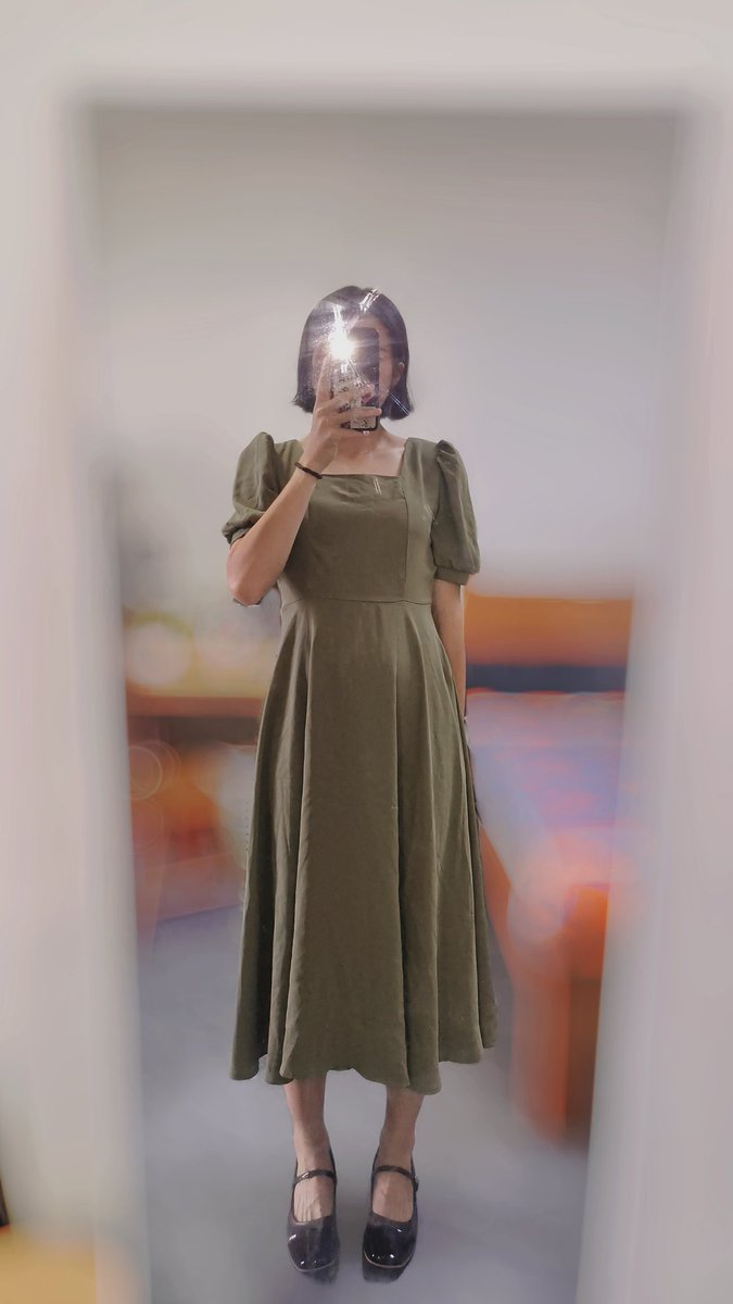 他说更喜欢我短发，像阿姨☹️
#伪娘