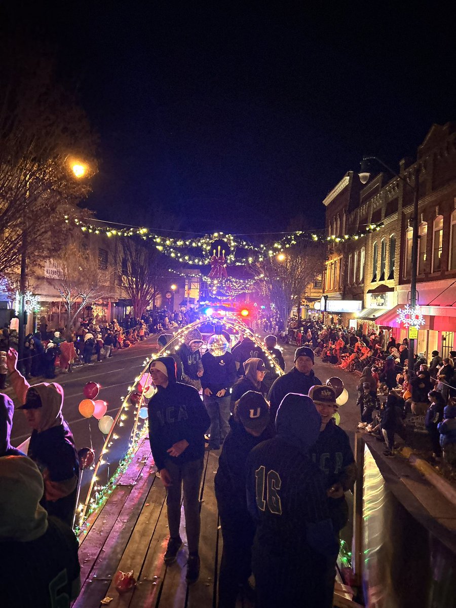 UCAEaglesBSB's tweet photo. Had a blast celebrating our State Championship baseball program in the Asheboro Christmas parade tonight.  @CityofAsheboro https://t.co/mg9NtA2upU