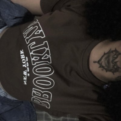 lanis 𓆏 tweet media