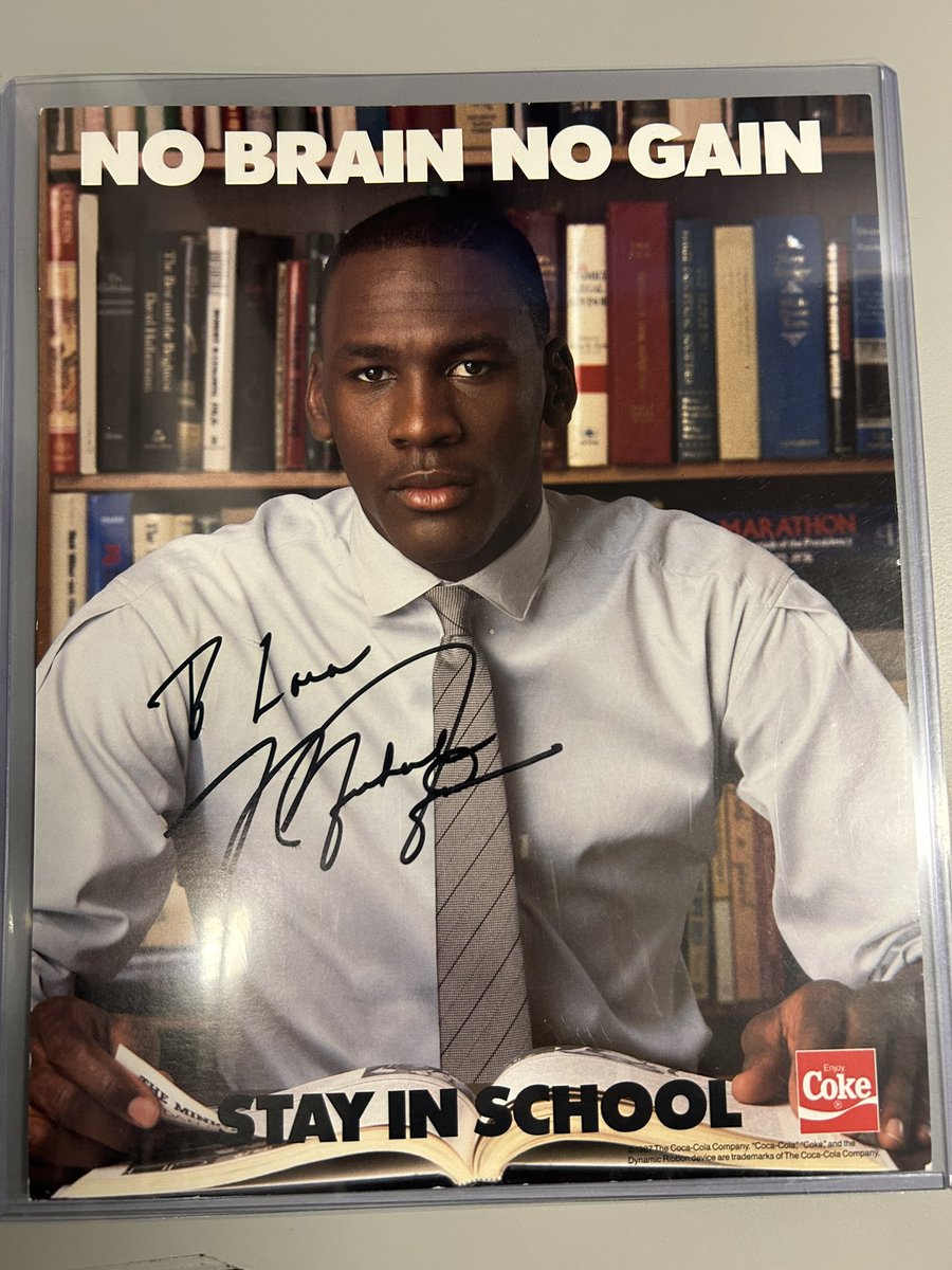 SteveStindt's tweet photo. Two of my favorite items this week at @PSAcard HQ. https://t.co/yRFiFYy2V8