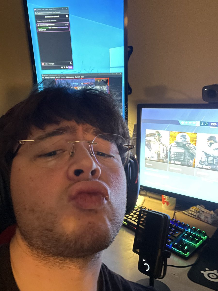 R6Dziga's tweet photo. Sono live merde https://t.co/UUTeKOwqJA