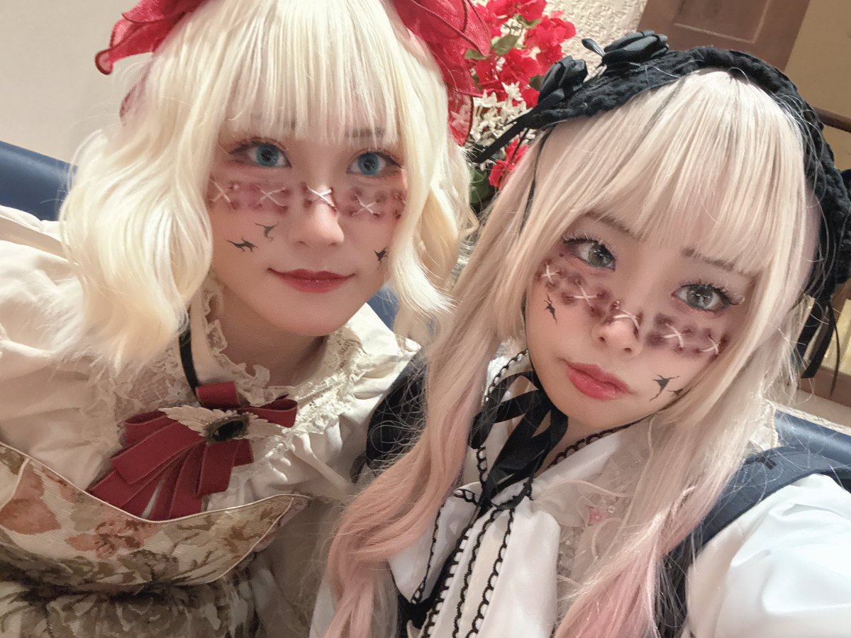s__ry13's tweet photo. そいえば今更だけどイマハロしてたよ😌

ゾンビ怖くてガチ逃げしてたけど一緒に行ったお友達2人はケラケラ笑ってゾンビさん引き寄せてた🥹
なんでそゆことするの🥹🥹

ちなみに縫い縫いは天才かなめたんがやってくれました👏

#イマハロ https://t.co/5v5OMiNgs2