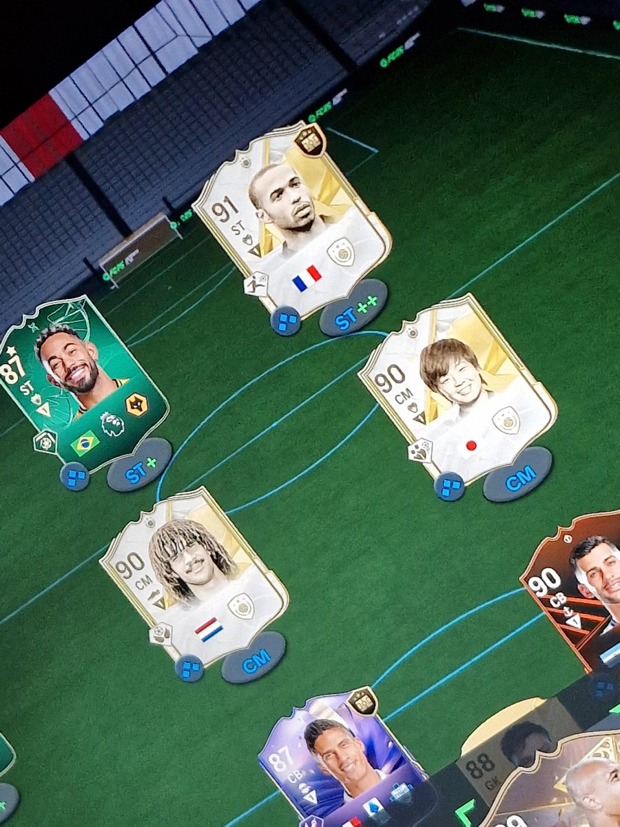 Jack_Reid96's tweet photo. 3 Icons done in a week, complete rtg 6 mill in value 🤣 @the_pieface @NepentheZ https://t.co/hRBXIMOWmr