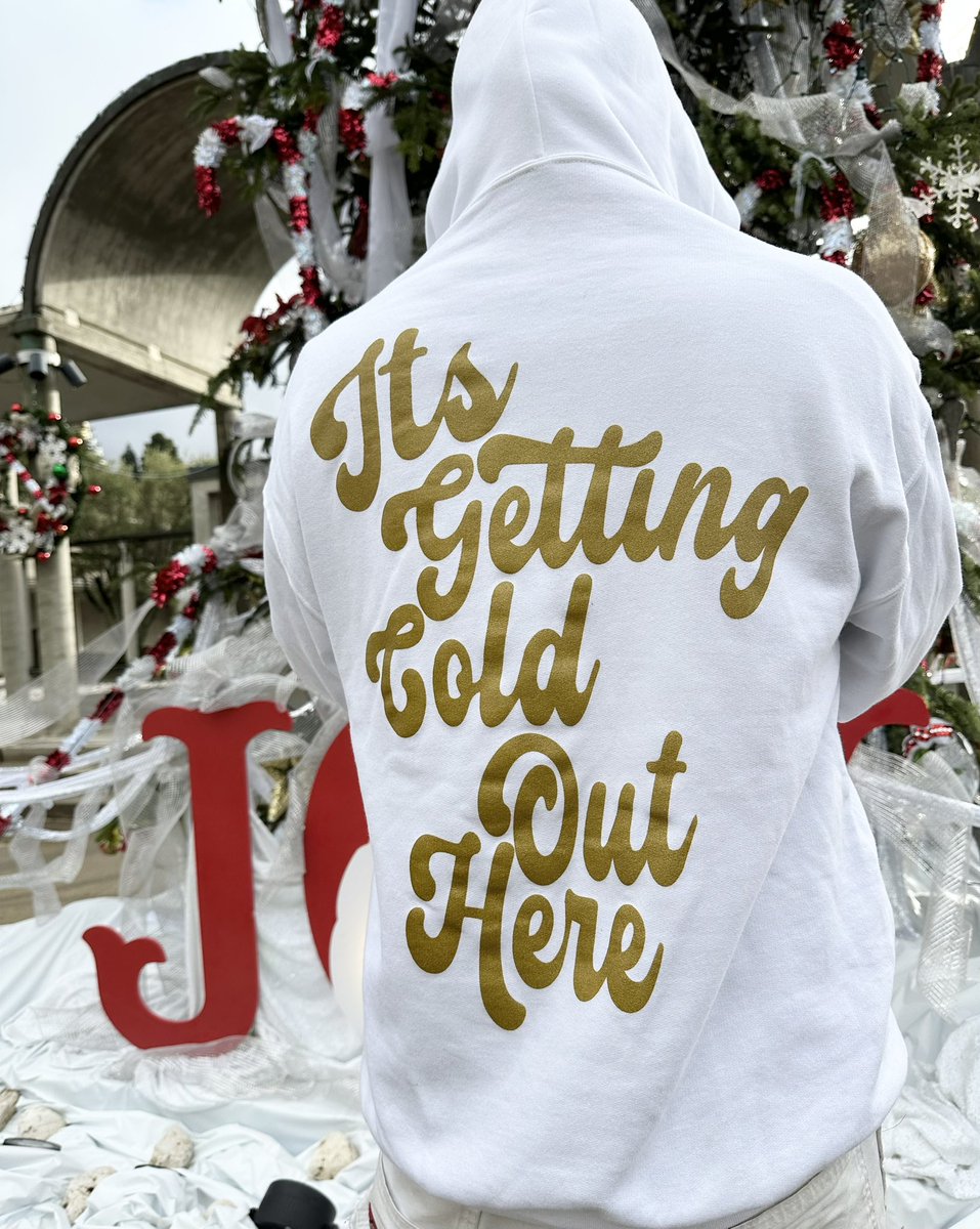 Gscollective's tweet photo. It’s Getting Cold Out Here ❄️ available now https://t.co/sarGu30b9h https://t.co/V8Mf9N4thd
