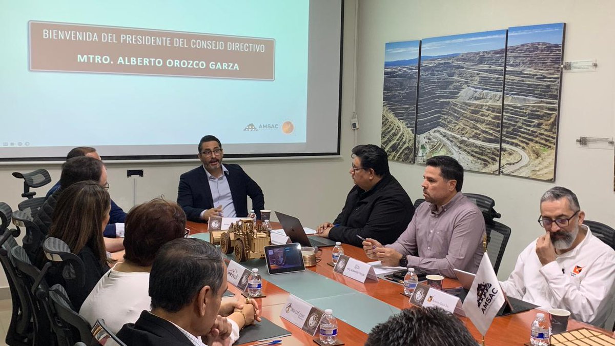 ¡Cerramos con broche de oro nuestra Reunión de Consejo, Clúster Minero de Sonora 2024!
Expresamos nuestro más sincero agradecimiento a todos los participantes, unidos por un propósito común, fortalecer el sector, tomando decisiones estratégicas.
Agradecemos la gestión del Mtro.