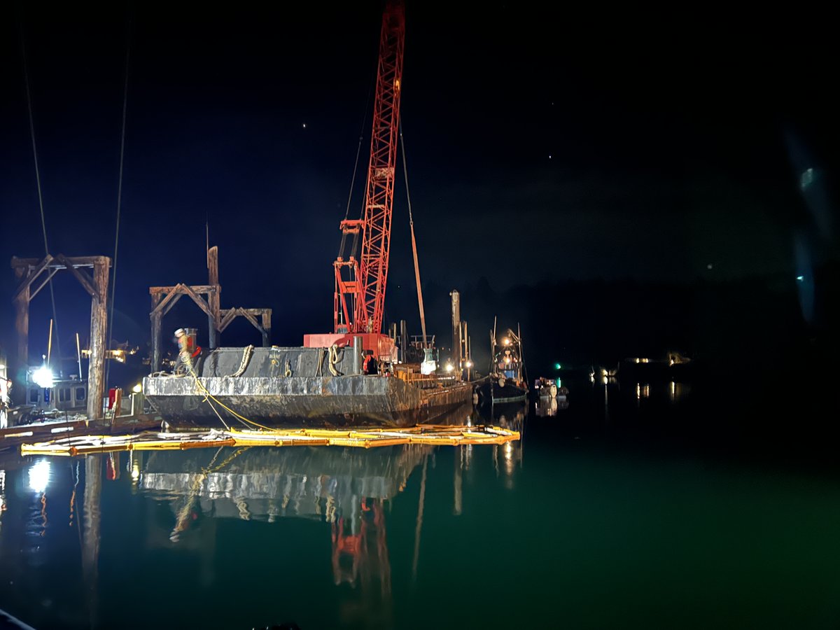 ecyseattle's tweet photo. Yesterday, a tug sank at Shipyard Cove Marina on San Juan Island, spilling an est. 25 gal of fuel. Thanks to Islands Oil Spill Association for their quick work surrounding the vessel w/ boom! Divers plugged a leaking vent &amp; the vessel was raised last night, stopping the spill. https://t.co/VujH6ku9jg