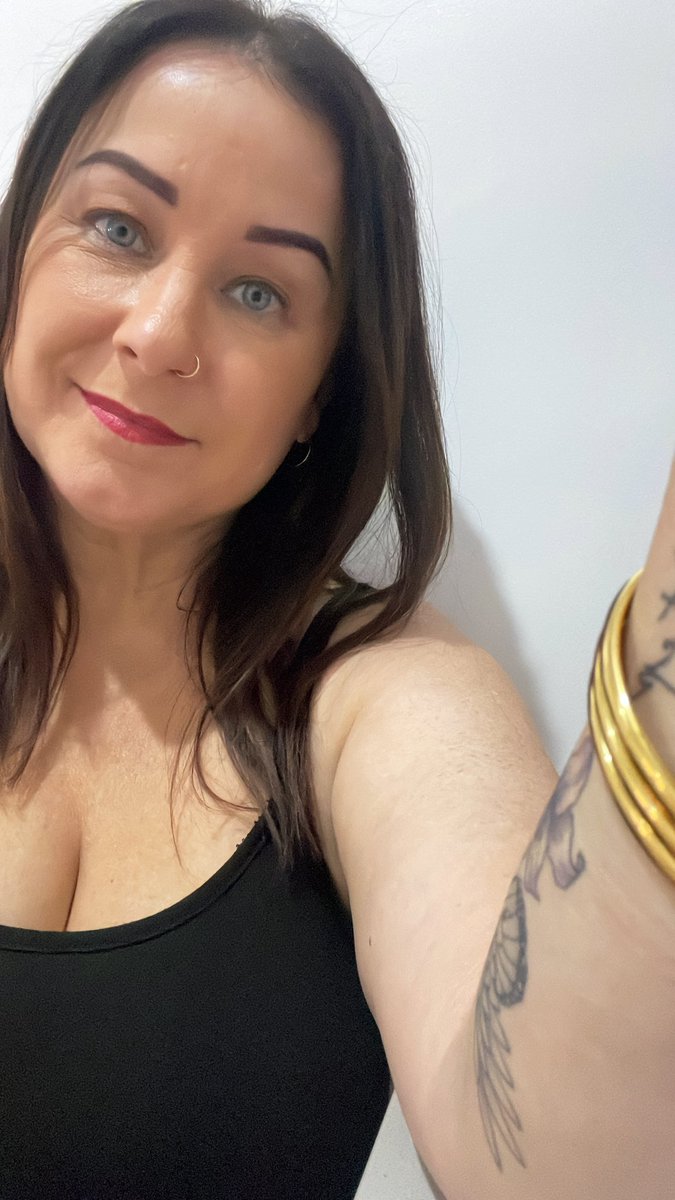 Turned 46 last month 🥳
Living my happiest, most content era ❤️