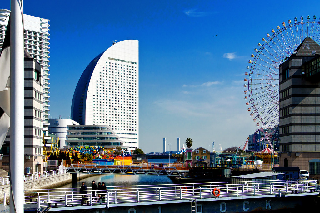 Nihonlens's tweet photo. ◥◣横浜コスモクロック21・神奈川 (Yokohama Cosmo Clock 21・Kanagawa)◢◤
Yokohama’s iconic Cosmo Clock 21! One of the world’s largest Ferris wheels with a clock, offering stunning views day and night. Who would you ride it with? ✨🌃
#ScenicSpots #Japan #Yokohama #CosmoClock21 https://t.co/wPQhWZOify