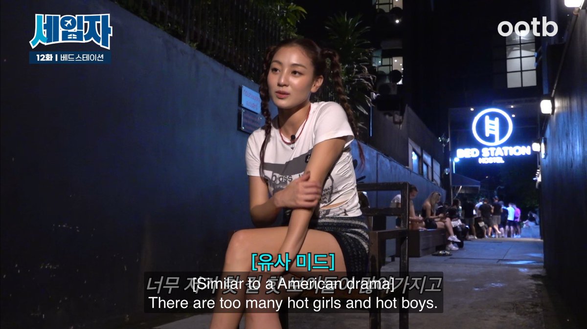 kpop moments that could kill a sapphic tweet media