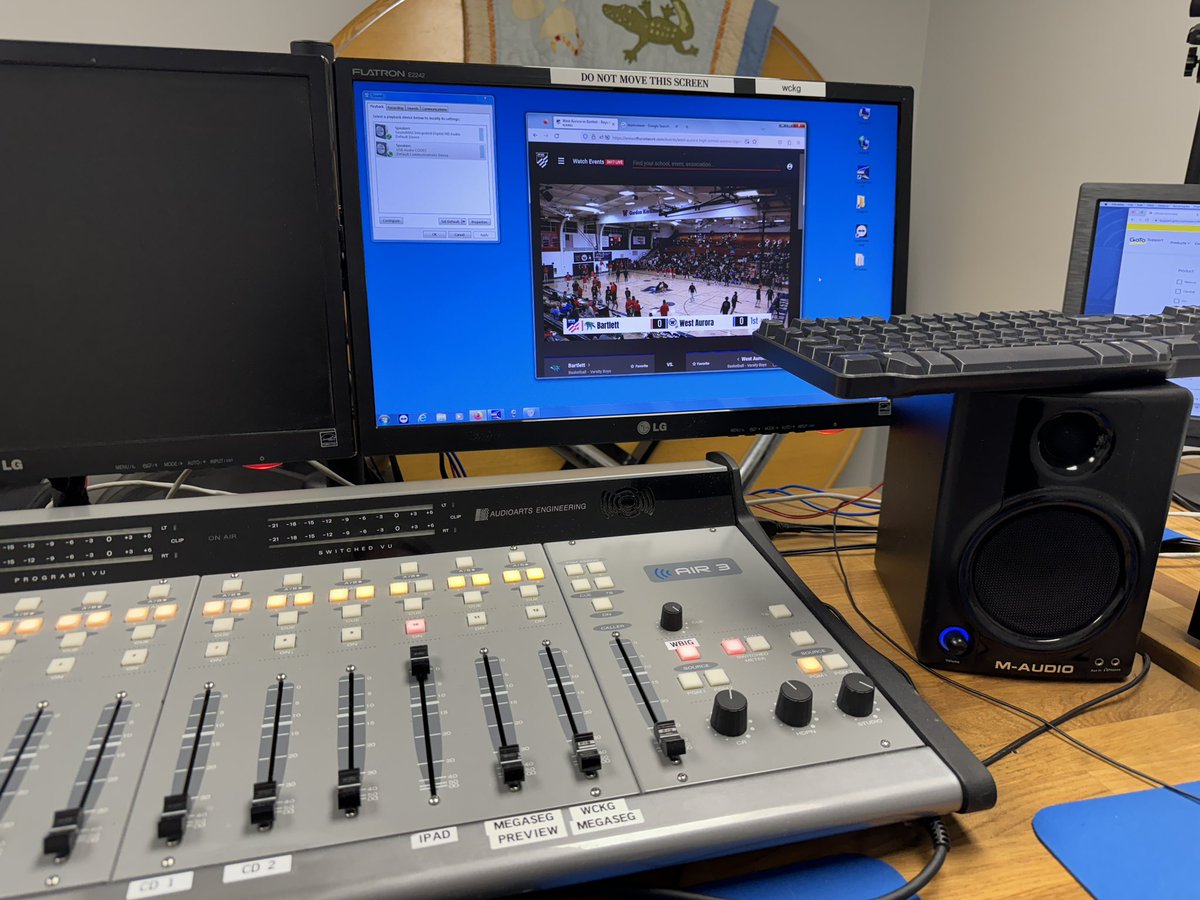 WBIGAurora's tweet photo. Broadcasting LIVE high school basketball #ihsa action from @WestAuroraBB #aurora vs #bartlett

Tune in to AM 1280, or stream the game on the free iHeartRadio app! https://t.co/i82kMZRdYD