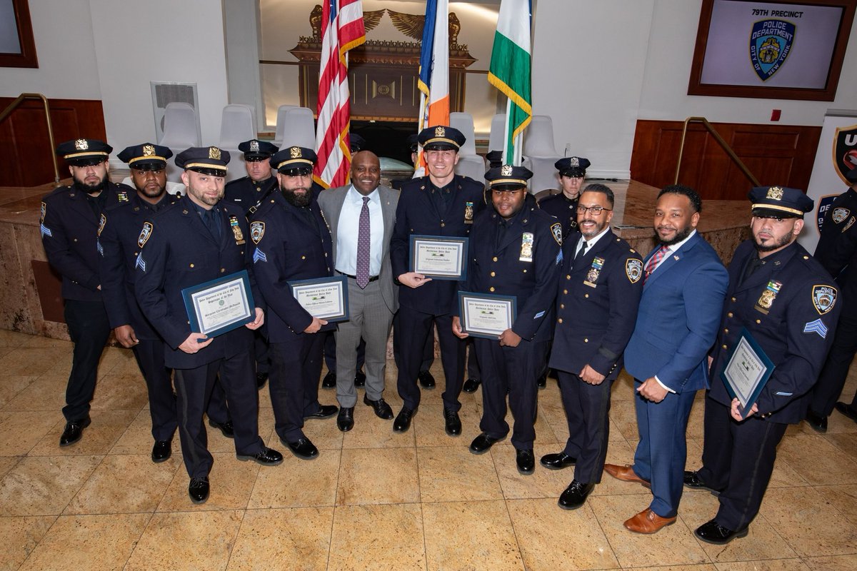 sbanypd's tweet photo. Congratulations to Sgt Christopher McDonald @NYPD79Pct on being named #SupervisoroftheYear. Hard earned & well deserved. Thanks to DI Hipolito Gil for his tremendous support. #nypd @rsanypd @nypdpea @nypdguardians @NYPDBklynNorth https://t.co/fpf75DVTXG