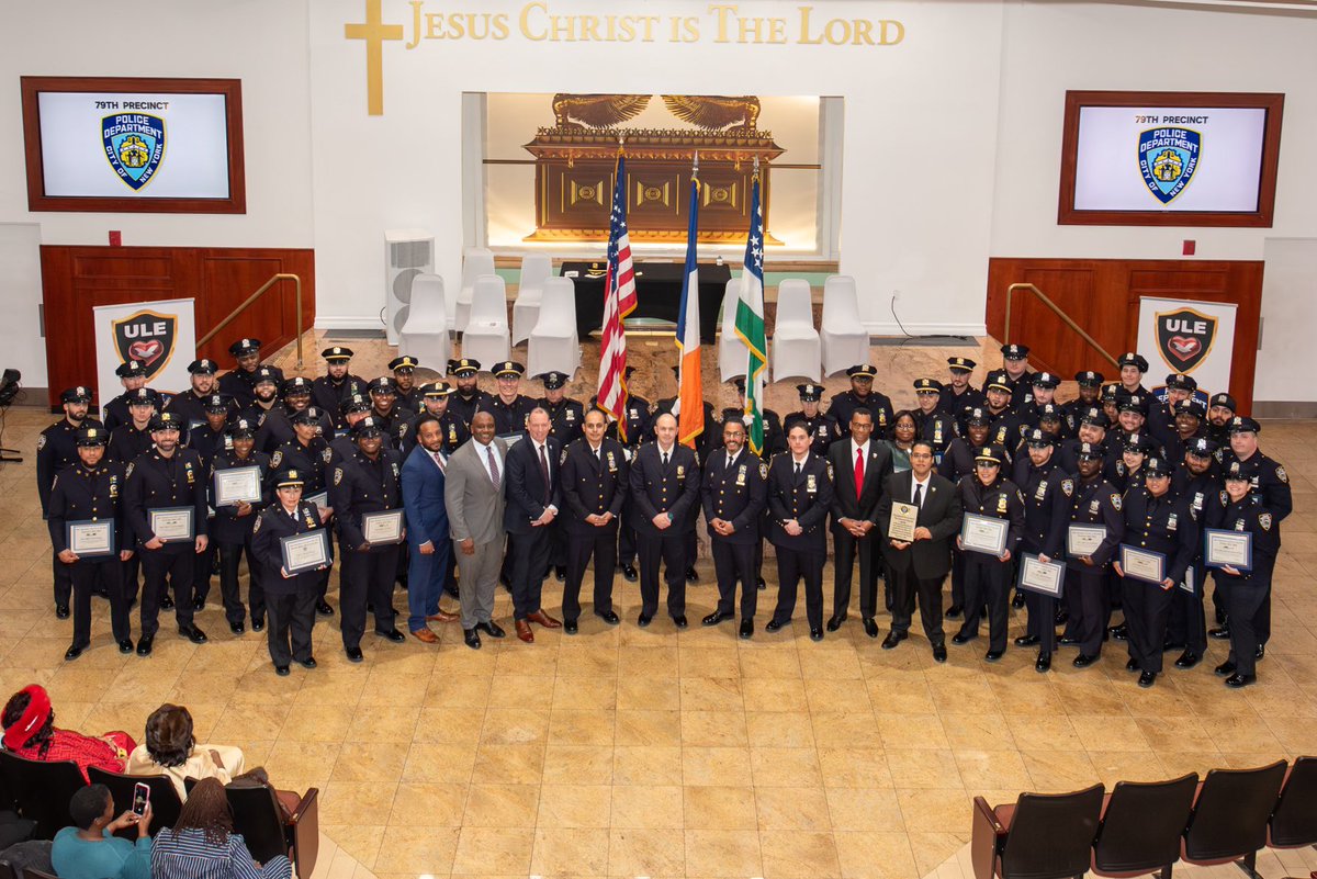 sbanypd's tweet photo. Congratulations to Sgt Christopher McDonald @NYPD79Pct on being named #SupervisoroftheYear. Hard earned & well deserved. Thanks to DI Hipolito Gil for his tremendous support. #nypd @rsanypd @nypdpea @nypdguardians @NYPDBklynNorth https://t.co/fpf75DVTXG