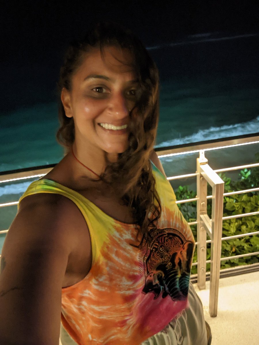 AnjaliTalcherkr's tweet photo. @sexysoultribe @StevesLoveTarot 
Bali Nights...unbeknownst to me, I've found myself in Uluwatu, close to the beach where Eat Pray Love was filmed ✨💫🌊 https://t.co/HWoiQEc0oX