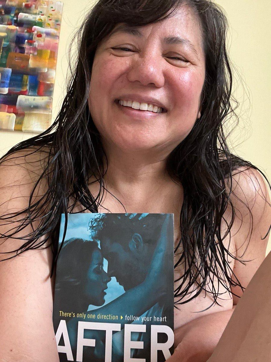 MiLFYBooks's tweet photo. Friday reads: After by #AnnaTodd - a #Wattpad phenomenon that took the literary world by storm! 📖✨ Celebrating a decade since its groundbreaking publication and over a billion reads. Truly inspirational storytelling! #AfterBook #AfterMovie #WattPadSuccess