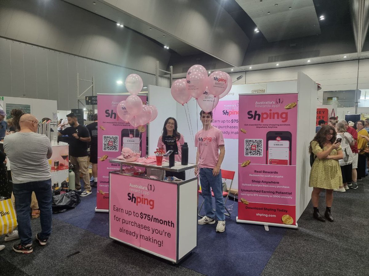 We're at the #GoodFoodWineShow Christmas Market in Melbourne 🎄 Come check out our Instagram stories for updates as we bring the holiday cheer— $Shping style! ❄️

#MelbourneChristmas
#Shping #DeTOR #AussieChristmas