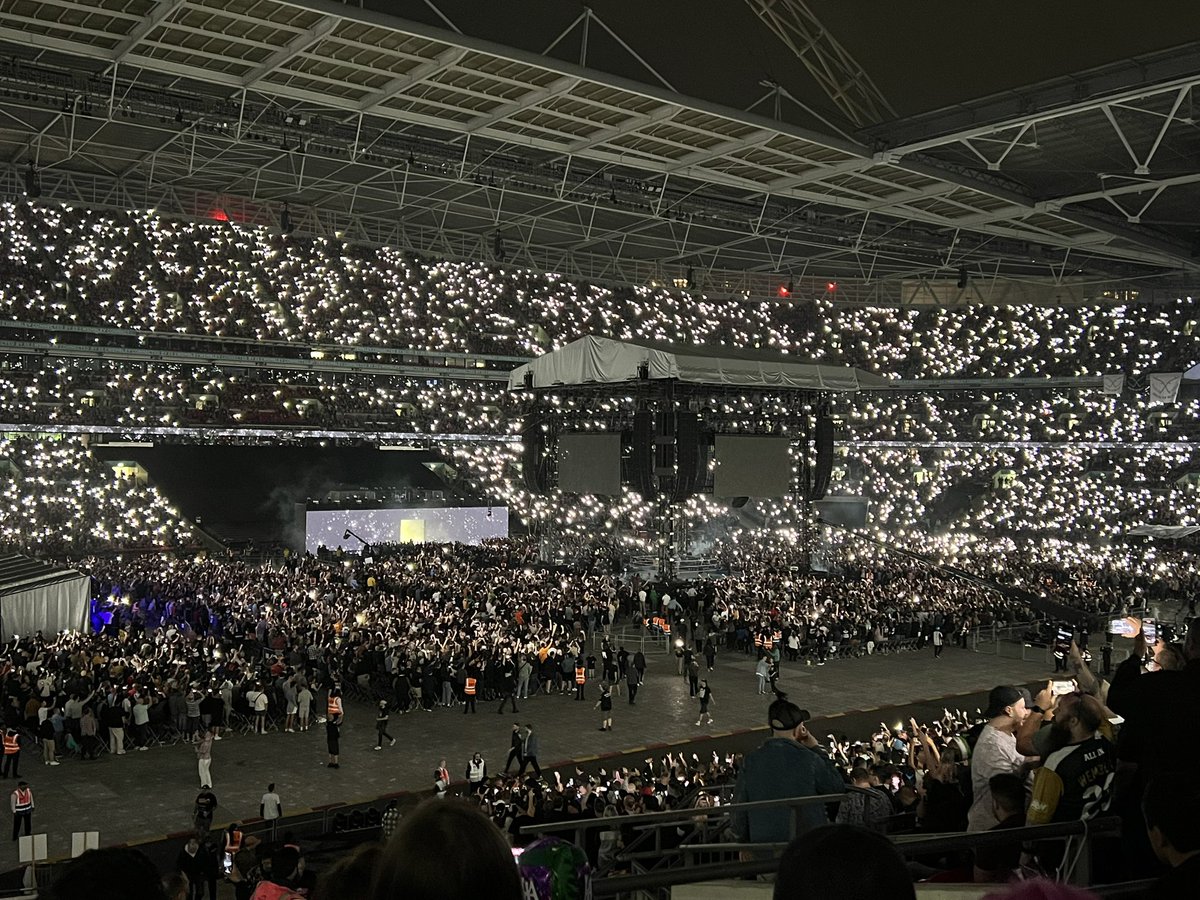 tgf1412's tweet photo. @FiteTV #AEW #ALLIN2023 https://t.co/B9XtdtnSDy