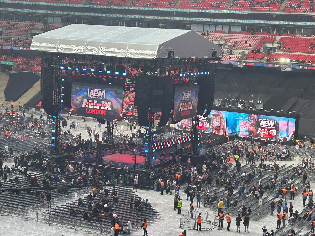 tgf1412's tweet photo. @FiteTV #AEW #ALLIN2023 https://t.co/B9XtdtnSDy