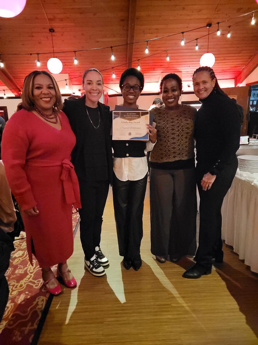 Congratulations to the three recipients of the Dr. John Gibbons 2nd Annual Criminal Justice Scholarship! It was a fantastic evening celebrating the legacy of Dr. John Gibbons, networking with influential leaders, and enjoying delicious food and music.