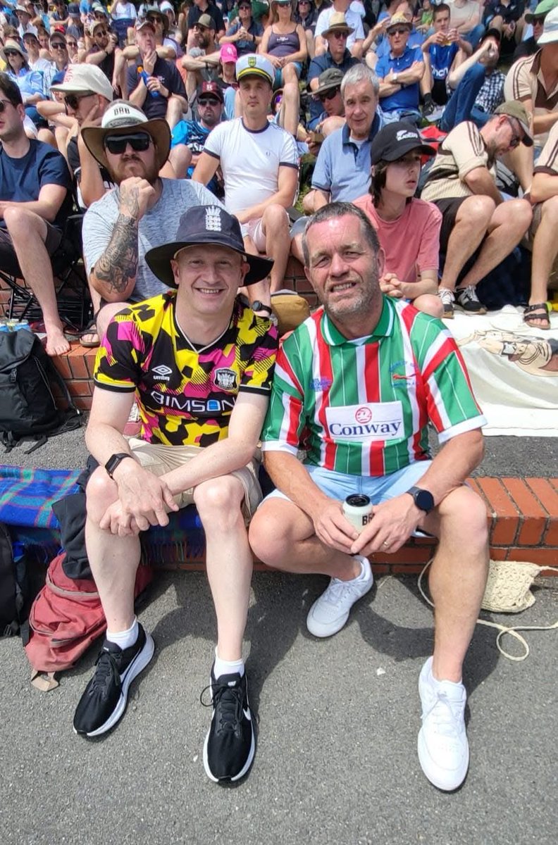 Phil Jones tweet media