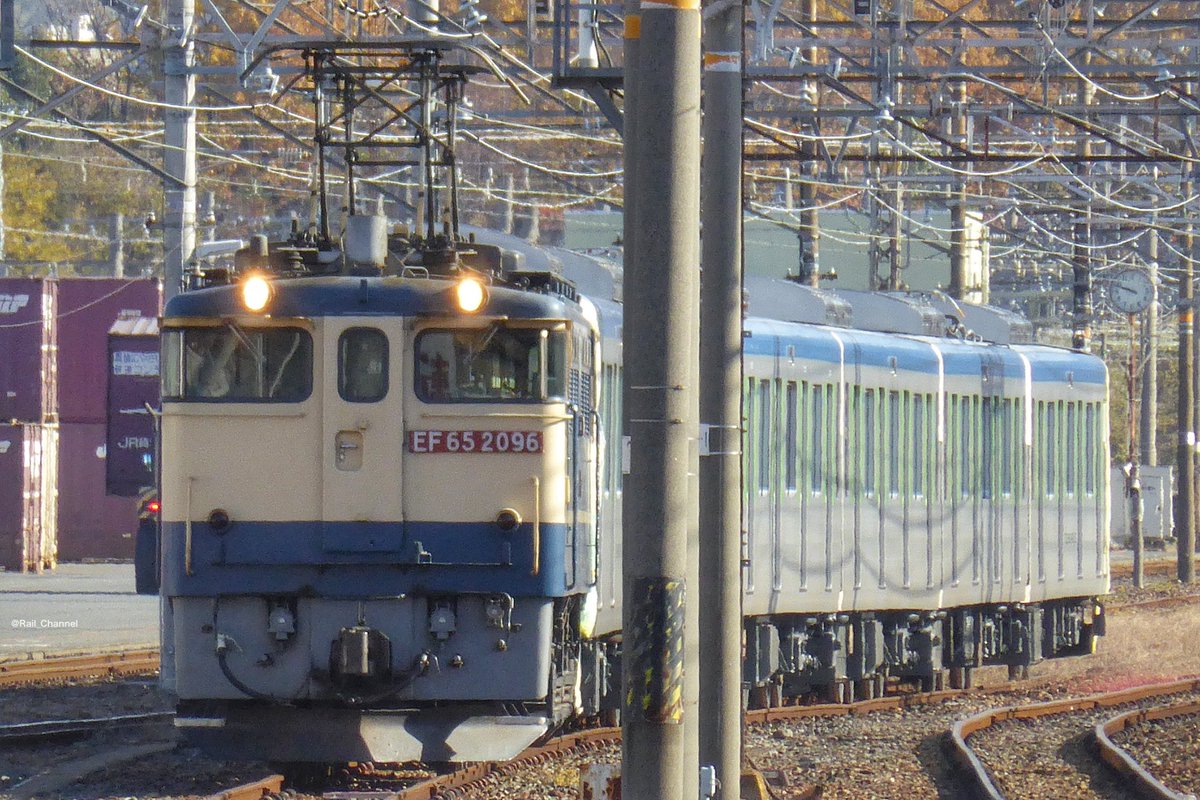 Rail_Channel's tweet photo. 2024.12.7
#61601F 甲種輸送。栗橋(南栗橋)→徳庵
5両化 及び 64601号車の #80000系 組み込み改造のため、近車(近畿車輛)へ。EF65 2096[新]牽引。京都貨物にて

#60000系 #61501F #野田線 #アーバンパークライン #271系 #281系 #はるか #683系 #サンダーバード #京都タワー https://t.co/d2OzQQN57x