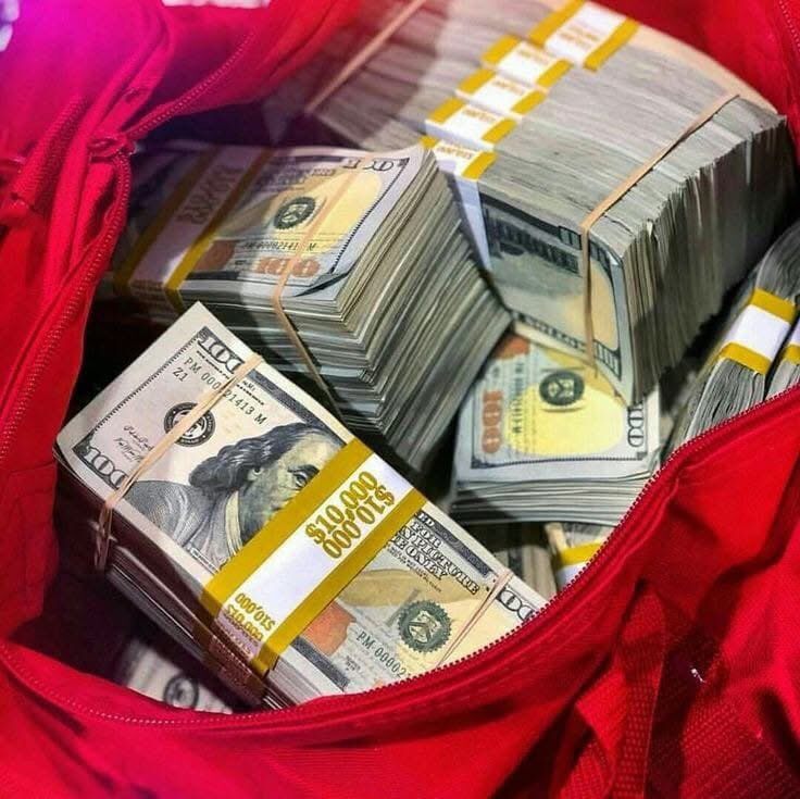 AnneDud0x's tweet photo. My dream reward is:

Literally this!

#Dreamscometrue $Lingo https://t.co/KE73Mwp1Il