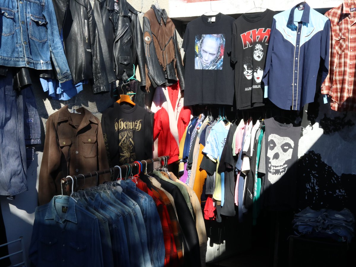 LudwigGerhardMx's tweet photo. 👖 My vintage rock shop in Mexico. https://t.co/pQnbAAnFMI