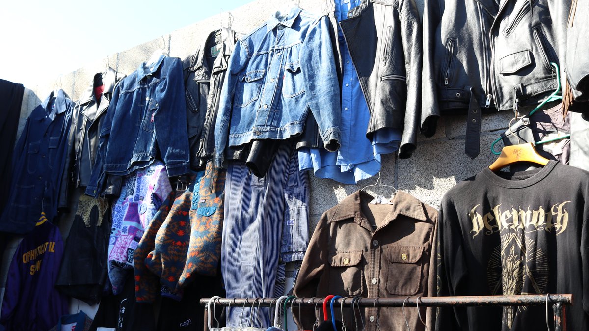 LudwigGerhardMx's tweet photo. 👖 My vintage rock shop in Mexico. https://t.co/yIZer6NubI