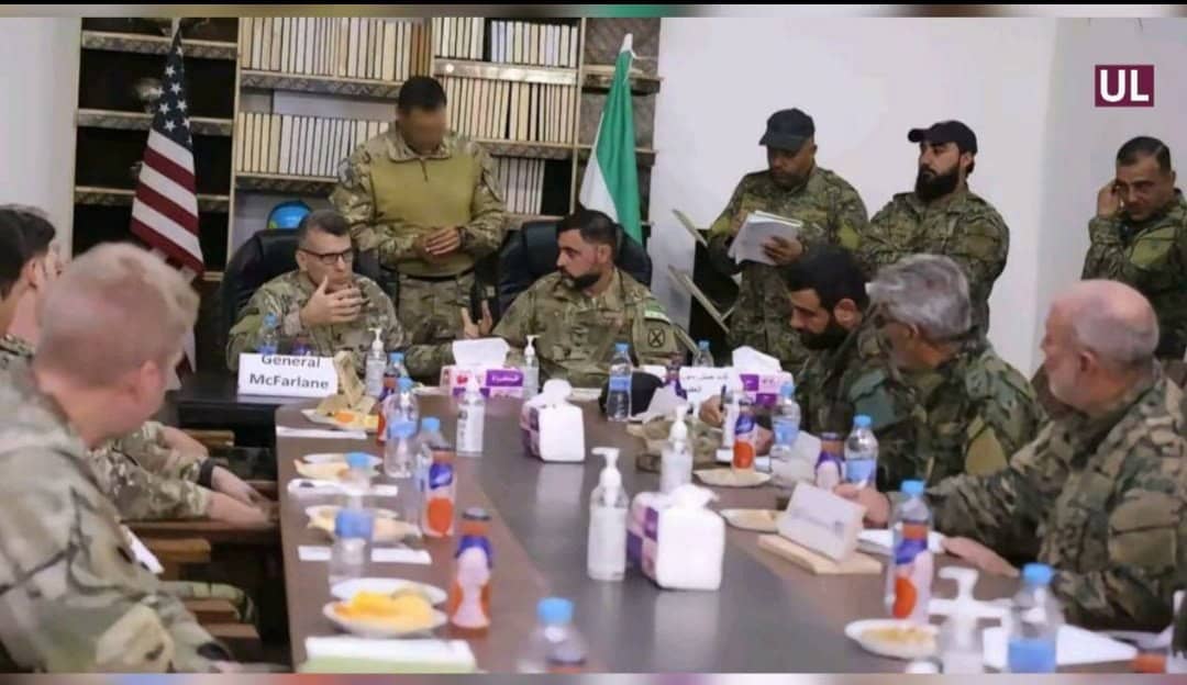 دخول مدينةحمص لن يكون له أي معنى سوى أن الإخوان مازالوا يعملون بتلك العقلية الساعاتية التي لاتستطيع الإحتفاظ طويلا بأي انتصار
ولوكانوا ممن يقبلون النصح لنصحتهم بوقف أي تقدم إضافي تفاديا لمصاعب مرهقة قدتقوض ماتم
(نجاحات الصدفة مشكلة والسكرة بزبيبة من دلالات الغباء المفرط)#سوريا