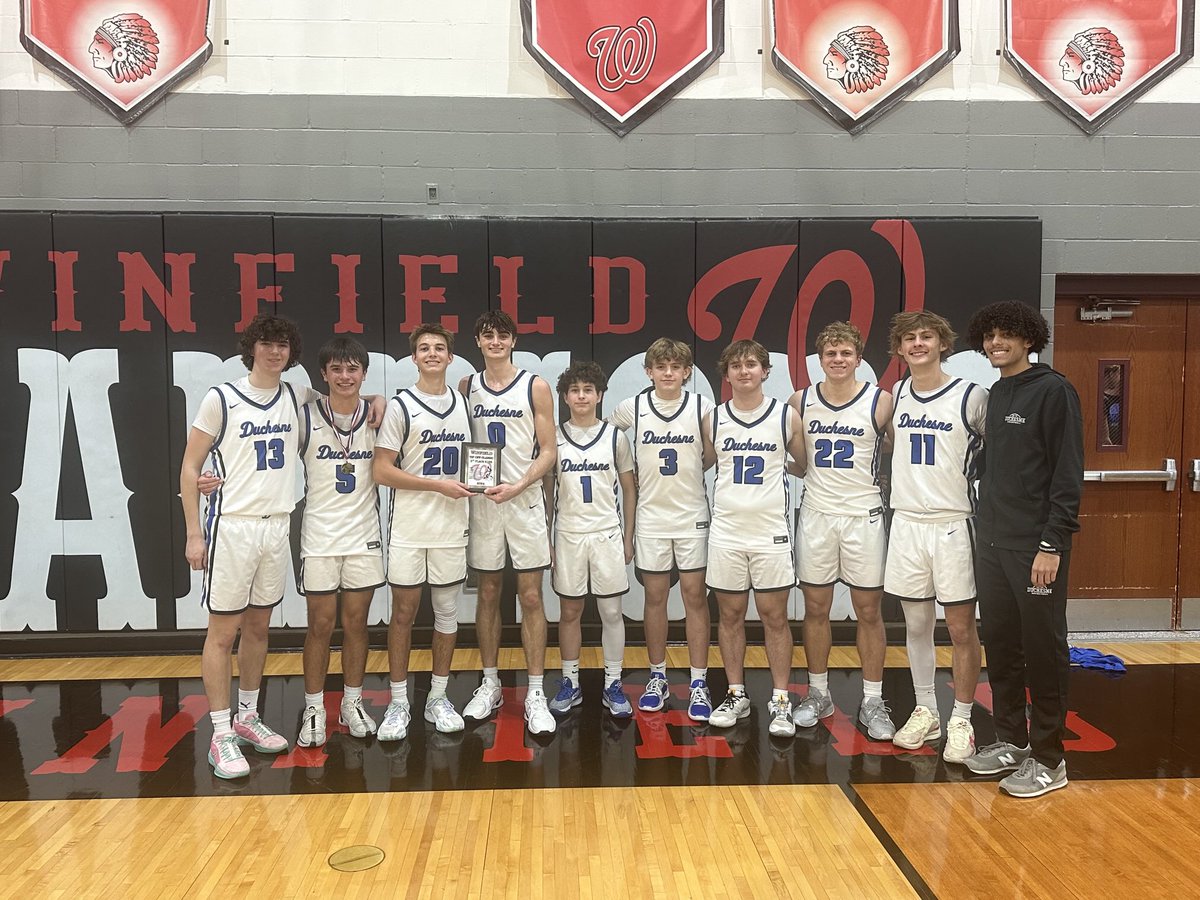 Athletics_DHS's tweet image. 3rd Place Smiles!
Congrats to Drew Heischmidt for making the All-Tournamemt team!