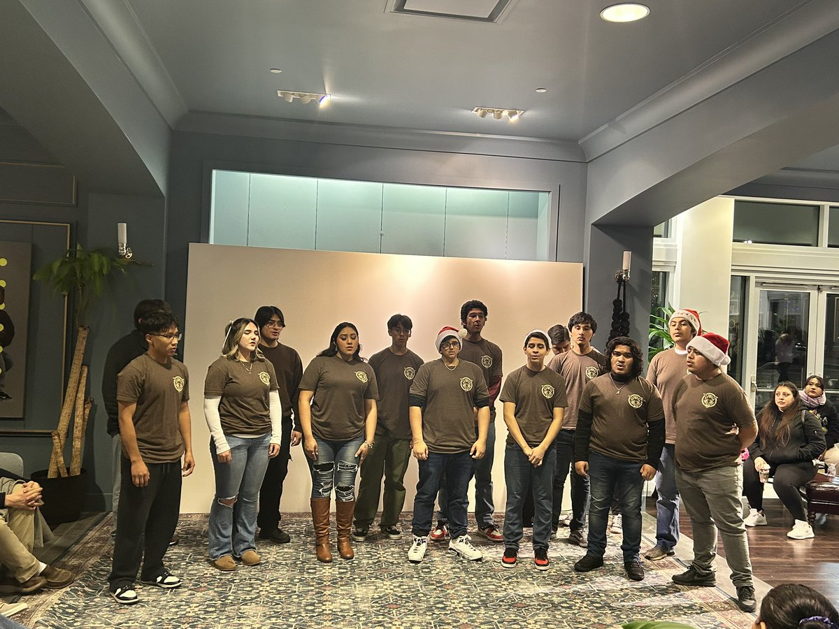 Ruben Alcala (@drrubenalcala) on Twitter photo Congratulations to the students and directors from <a href="/DavidKSellarsES/">David K. Sellars Elementary School</a>, <a href="/BenbrookFWISD/">Benbrook Elementary School</a>, <a href="/WestparkFWISD/">Westpark Elementary School</a>, <a href="/RollingHillsFW/">Rolling Hills Elementary School</a>, <a href="/CRiversideHS/">Amon Carter-Riverside High School</a>, and <a href="/NorthSideFWISD/">North Side High School</a> for their great performances for the community at <a href="/sundancesquare/">Sundance Square</a>!!! <a href="/CannonJesse2/">Jesse J. Cannon II</a> <a href="/FWISDVPA/">Fort Worth ISD Visual & Performing Arts</a> <a href="/ThackMusic_FW/">Elizabeth Thacker</a> Congratulations to the students and directors from <a href="/DavidKSellarsES/">David K. Sellars Elementary School</a>, <a href="/BenbrookFWISD/">Benbrook Elementary School</a>, <a href="/WestparkFWISD/">Westpark Elementary School</a>, <a href="/RollingHillsFW/">Rolling Hills Elementary School</a>, <a href="/CRiversideHS/">Amon Carter-Riverside High School</a>, and <a href="/NorthSideFWISD/">North Side High School</a> for their great performances for the community at <a href="/sundancesquare/">Sundance Square</a>!!! <a href="/CannonJesse2/">Jesse J. Cannon II</a> <a href="/FWISDVPA/">Fort Worth ISD Visual & Performing Arts</a> <a href="/ThackMusic_FW/">Elizabeth Thacker</a>