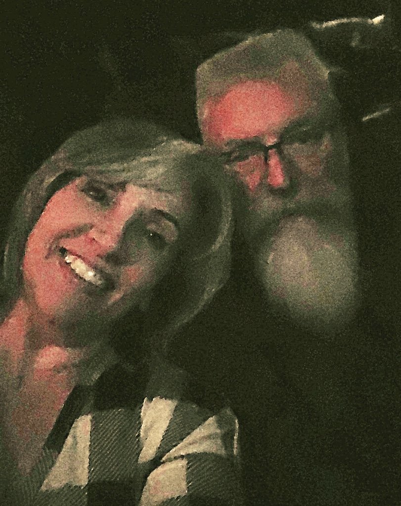 pinkeysmomma's tweet photo. Seeing #Standingontheshouldersofkitties and so happy to get some more #trailerparkboys in my life! https://t.co/GiMywscNNy