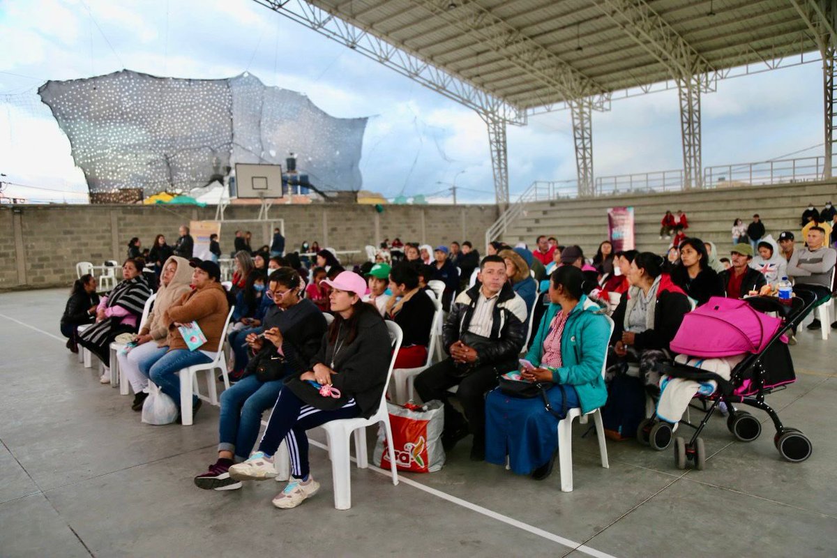 AlcaldiaTunja's tweet photo. ¡Tu voz nos conecta, logró su propósito!

La estrategia de rendición de cuentas, llegó a 7 sectores de la ciudad cubriendo áreas urbanas y rurales. https://t.co/VZHSMNLD4H