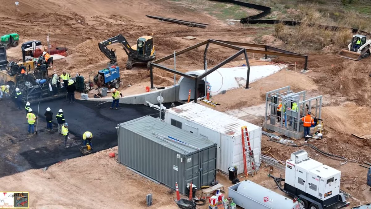 TheTeslaLife's tweet image. Our friend @JoeTegtmeyer spots a impressive Easter Egg under construction at the new #BoringCo Tunnel at #GigaFactory Texas, check out his full video here youtu.be/oF_MxBjANHI?si…