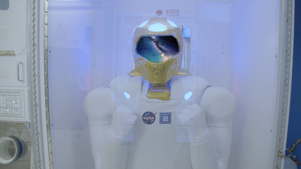 scimediapro's tweet photo. Robonaut 2 (R2): A collaboration between NASA and General Motors (GM) 🤖 

R2 is a humanoid robot with human-like hands and arms. 

It has 12 degrees of freedom in its hands and 2 in its wrist, equipped with touch sensors at the fingertips for fine manipulation. 

Although initially a torso-only model, legs were added in 2014, allowing it to maneuver within the ISS.

The primary goal for R2 on the ISS was to serve as a robotic assistant, performing tasks that are repetitive, tedious, or dangerous for human crew members.

R2 was returned to Earth in 2018 for repairs due to a hardware issue.

In the future, AI robots such as Tesla’s Optimus will likely work hand in hand with astronauts to build colonies on the moon and Mars.