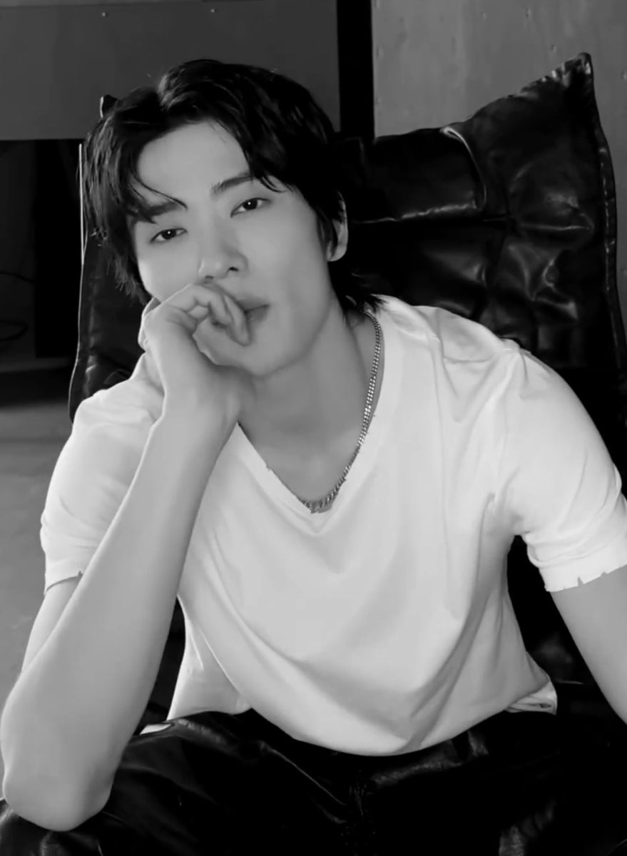 🎧 (@unconditionaljh) on Twitter photo 