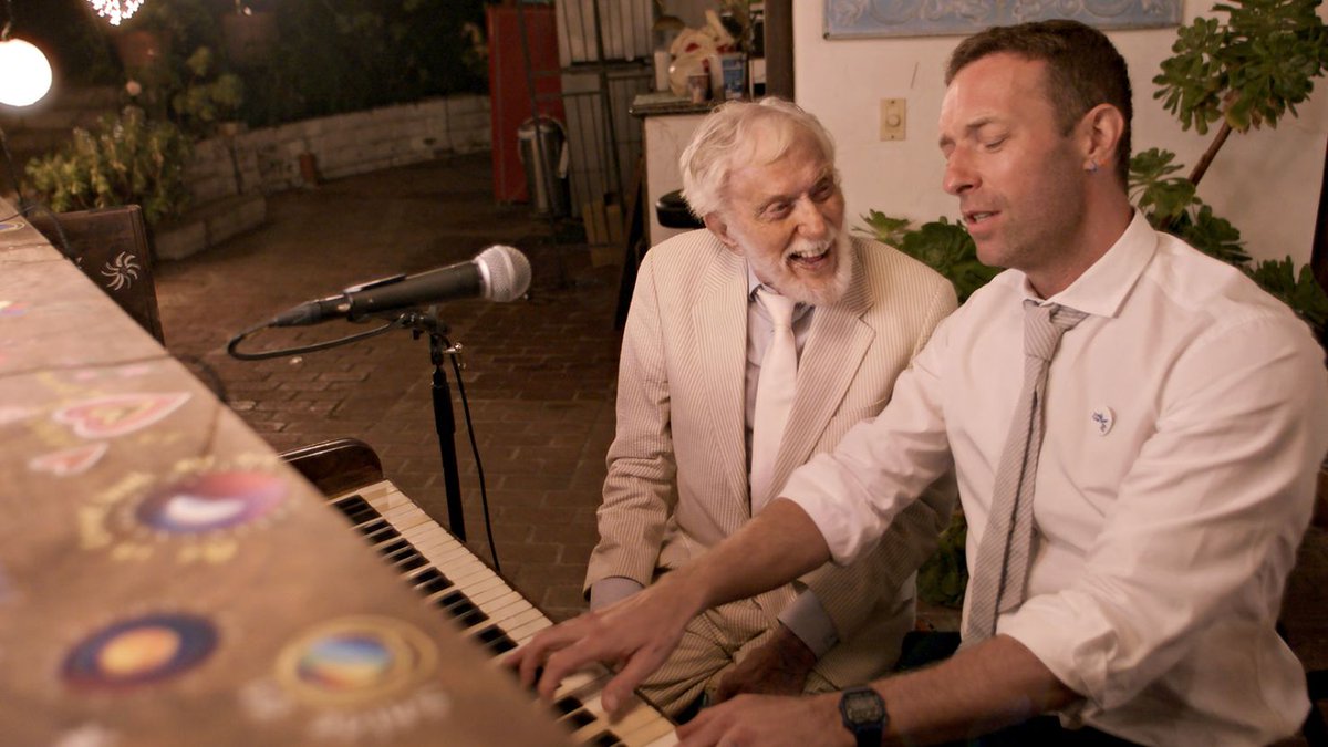 FreeV's tweet image. Coldplay's latest music video for All My Love, from their Moon Music album, features the lovable Dick Van Dyke. What a great music video! Watch here: freev.com/2024/12/coldpl…

@Coldplay @iammrvandy #DickVanDyke #ColdPlay #AllMyLove #MoonMusic #FreeV