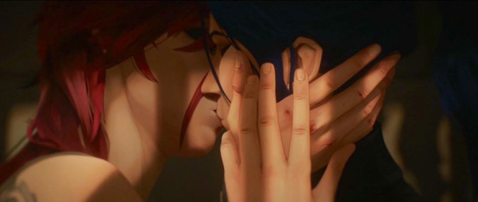 gayships04's tweet photo. THE WAY CAITLYN GRABS VIS HAND WHEN THEYRE KISSING I CANT DO THIS ANYMORE https://t.co/q3E71KDUXG