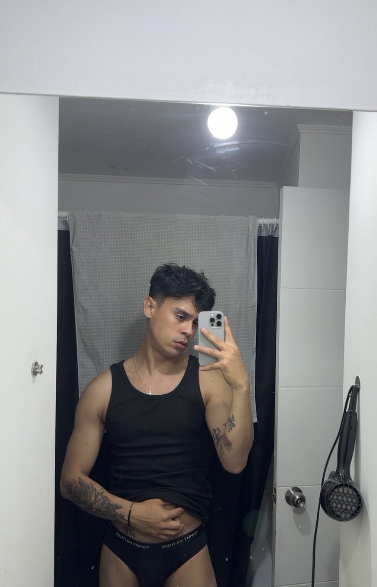 tonybrianar's tweet photo. 💘💋 https://t.co/Ht1HFF1W50