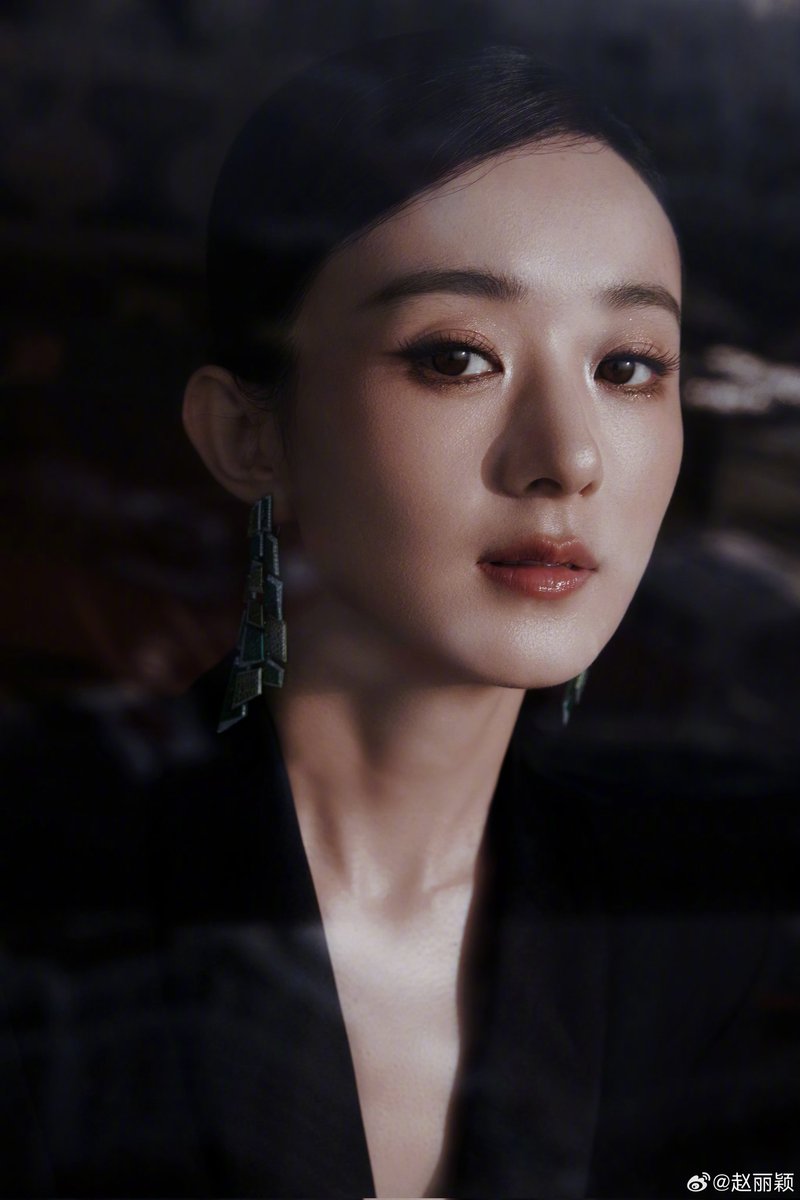 nmx221209's tweet photo. 丽颖妈妈的少妇味，把肉棒放进两条白嫩大腿的中间不断摩擦，再塞进没有美甲的嫩足用足底的皱褶刺激我的肉棒，一边做一边舔着你的油脸嘴唇 ，要榨干我所有精液，全部射在你的脚上你的脸上，在深喉进你的嘴里看着你吞下所有精液🥵 https://t.co/nmiozykX0j