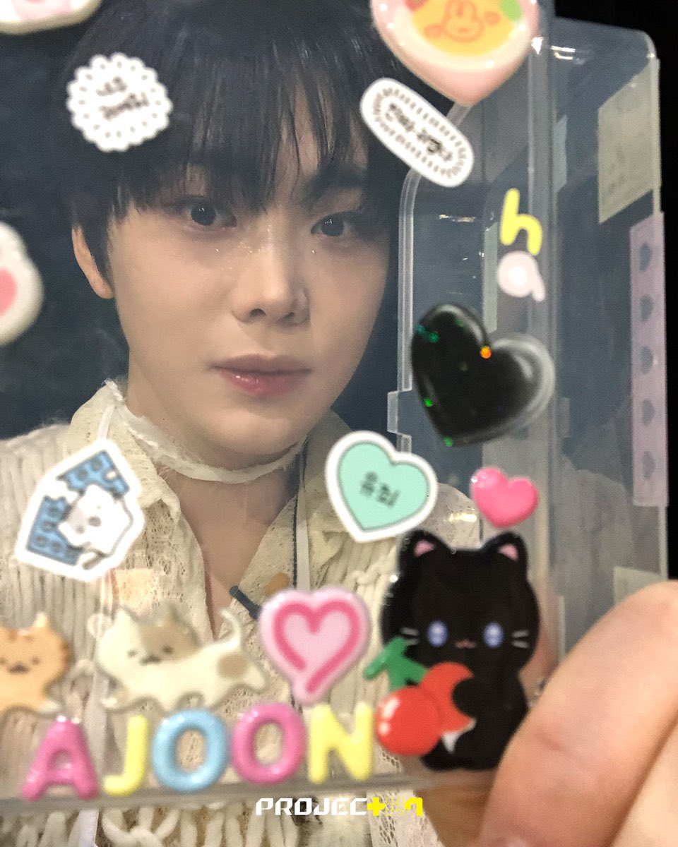 따봉 하준이 너무 귀여워서 복복복..🫳🏻🫳🏻🫳🏻🩵