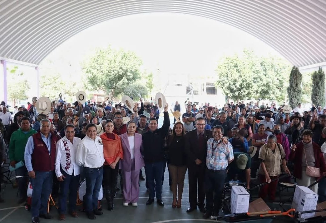 Hidalgo  lidera la producción acuícola nacional con el mayor número de Unidades de Producción acuícola certificadas por <a href="/SENASICA/">Senasica</a> hay que sumar a <a href="/Conapesca/">Conapesca</a> y <a href="/Agricultura_mex/">Secretaría de Agricultura y Desarrollo Rural</a> Felicidades <a href="/GlezNapoleon/">Napoleón González Pérez</a> por tan importante evento el de hoy.