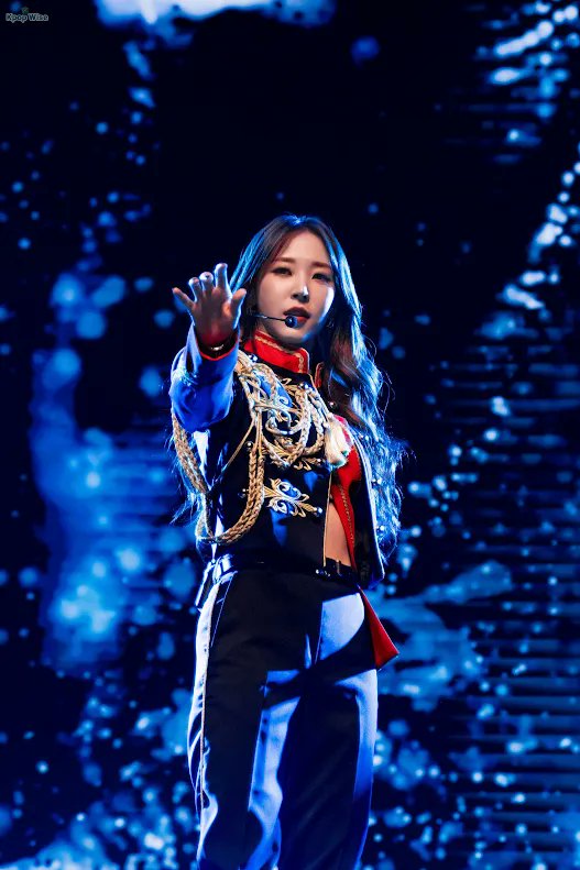 kpopwise's tweet photo. [Photo Gallery] Moonbyul is Beyond Epic in 1st World Tour in Jersey City @RBW_MAMAMOO

#MooMoos Check it out here
https://t.co/YIqwNIGbKc

📸 @thomasma__

#MoonByul #문별 #Starlit_of_Muse #MoonByul1stWorldTour #moonbyul_1st_world_tour #MAMAMOO #마마무 #무무 https://t.co/UKzmhtmFu0