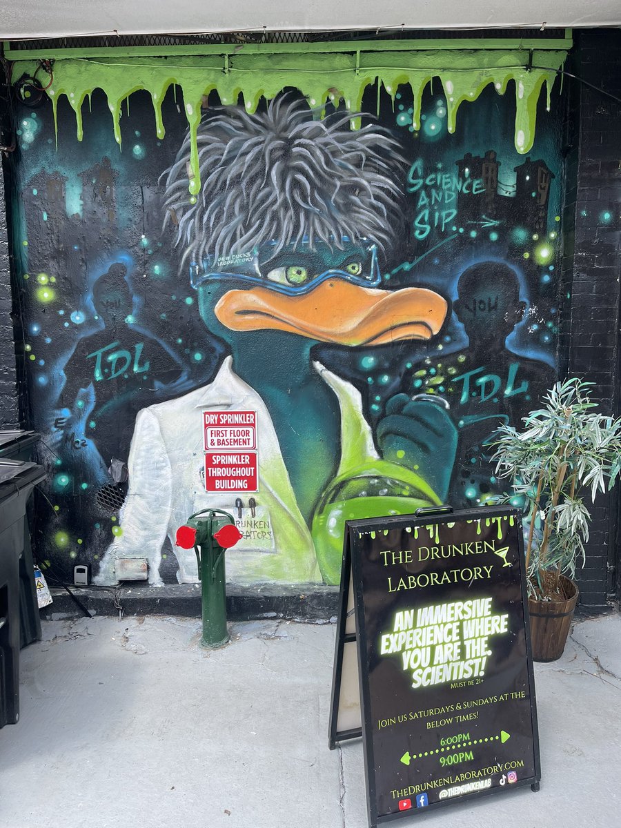 Web3_Kimberly's tweet photo. It’s moments like this that makes the sacrifices worth it!
This folks… is called BRANDING AT BEST! Ugly Duck Society @UGLYDUCKSLAB is like none other, and we are undefeated then, now and always. #drunkenlaboratory #scienceandsip #founderofuds #uglyducksociety #nft #web3 https://t.co/3bi1GZFtTr