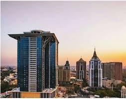 GlammZone's tweet photo. #NarayanaMurthy of #Infosys fame buys a 8000 sft apartment in #KingfisherTowers in #CentralBangalore for 50 crs.

#CentralBangaloreApartments https://t.co/cRaST78wM4