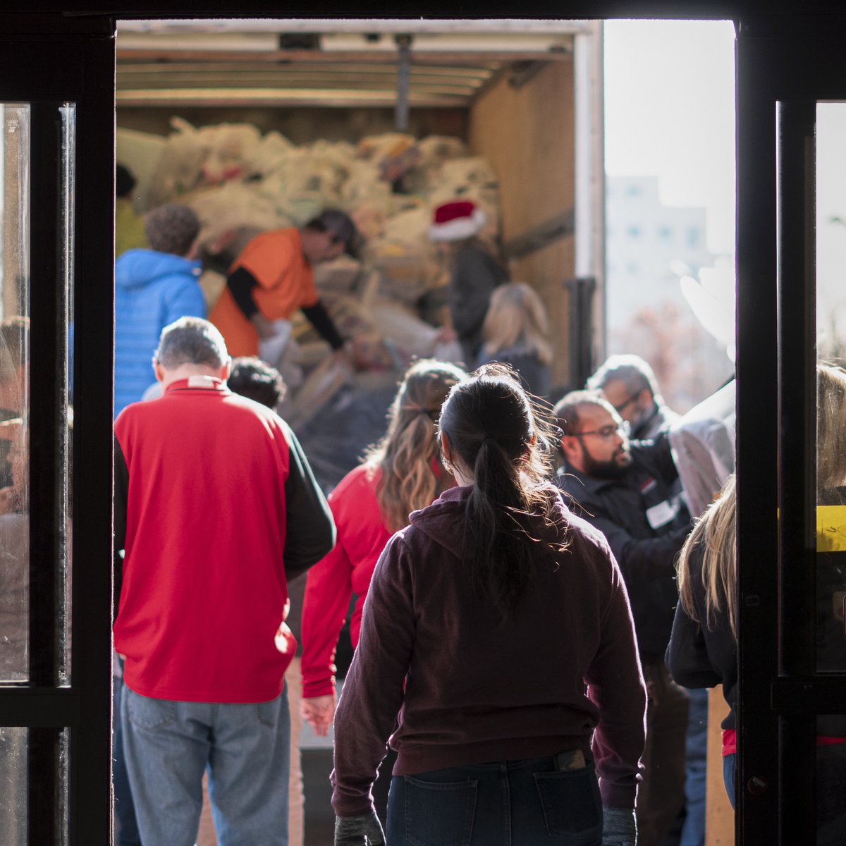 FriendsU's tweet image. This afternoon, Friends University Faculty and Staff volunteered for the 32nd annual Salvation Army Service Day! Tasks included sorting and bagging thousands of presents and decorating the library to prepare for local families. #MyFriendsU #Service #RISEValues